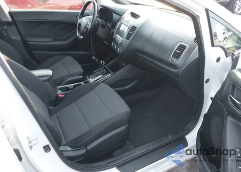 2017 Kia Forte S из США, поврежденный, VIN 3KPFL4A73HE092745